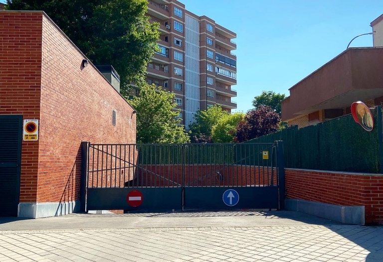 Plaza de garaje para moto, Móstoles, Calle Magallanes